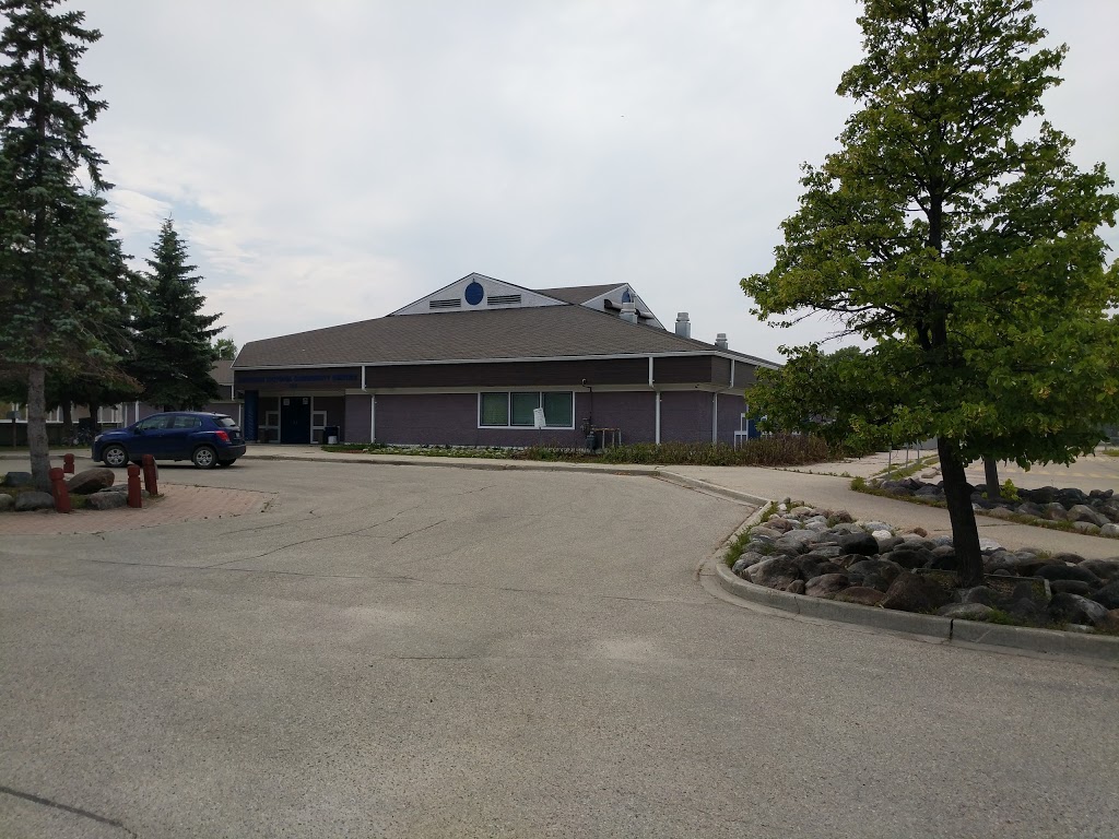 Heritage Victoria Community Club | 950 Sturgeon Rd, Winnipeg, MB R2Y 0L2, Canada | Phone: (204) 837-9653