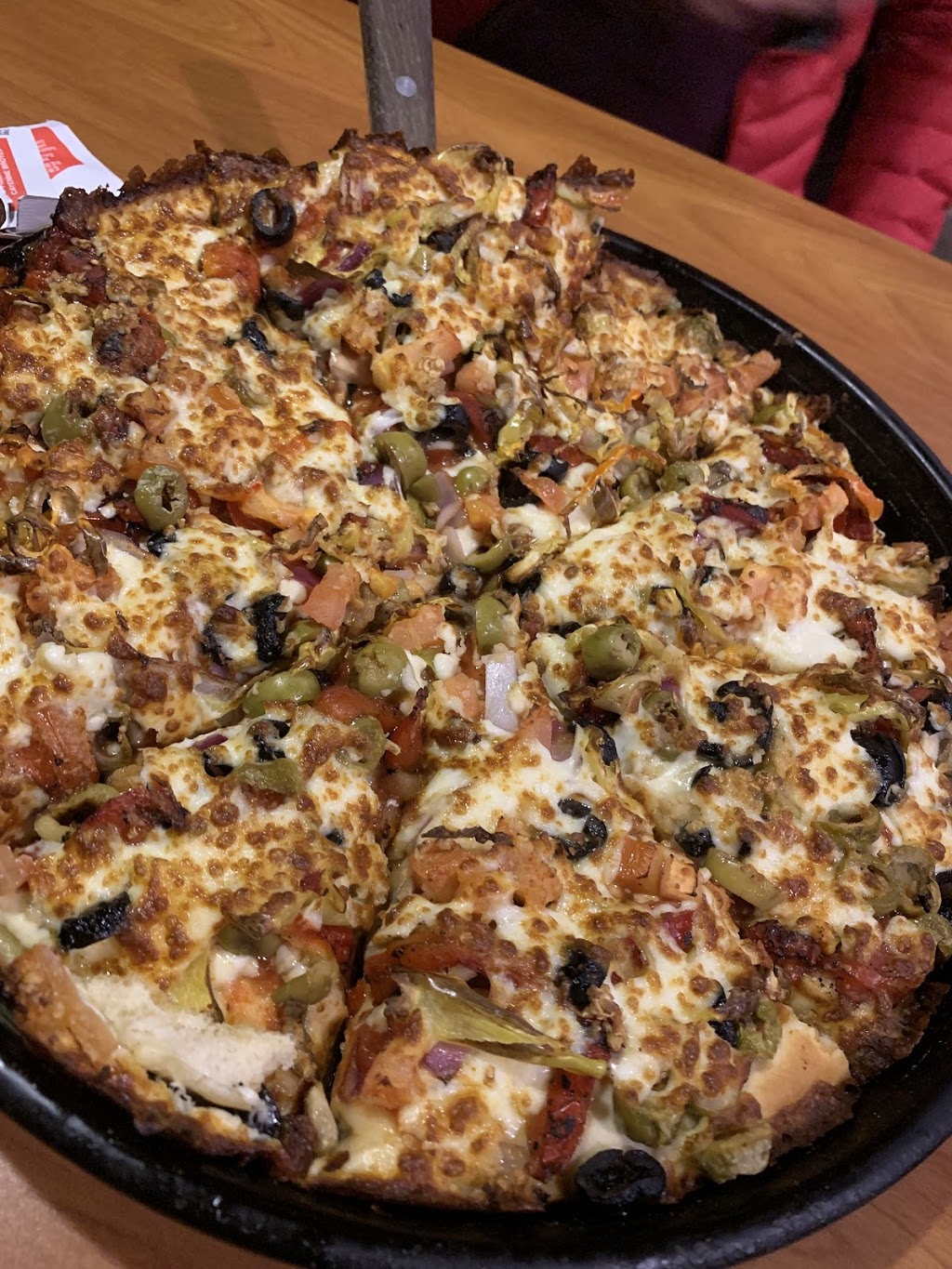 Pizza Hut | 289 Dundas St E, Mississauga, ON L5A 1X1, Canada | Phone: (905) 277-9797