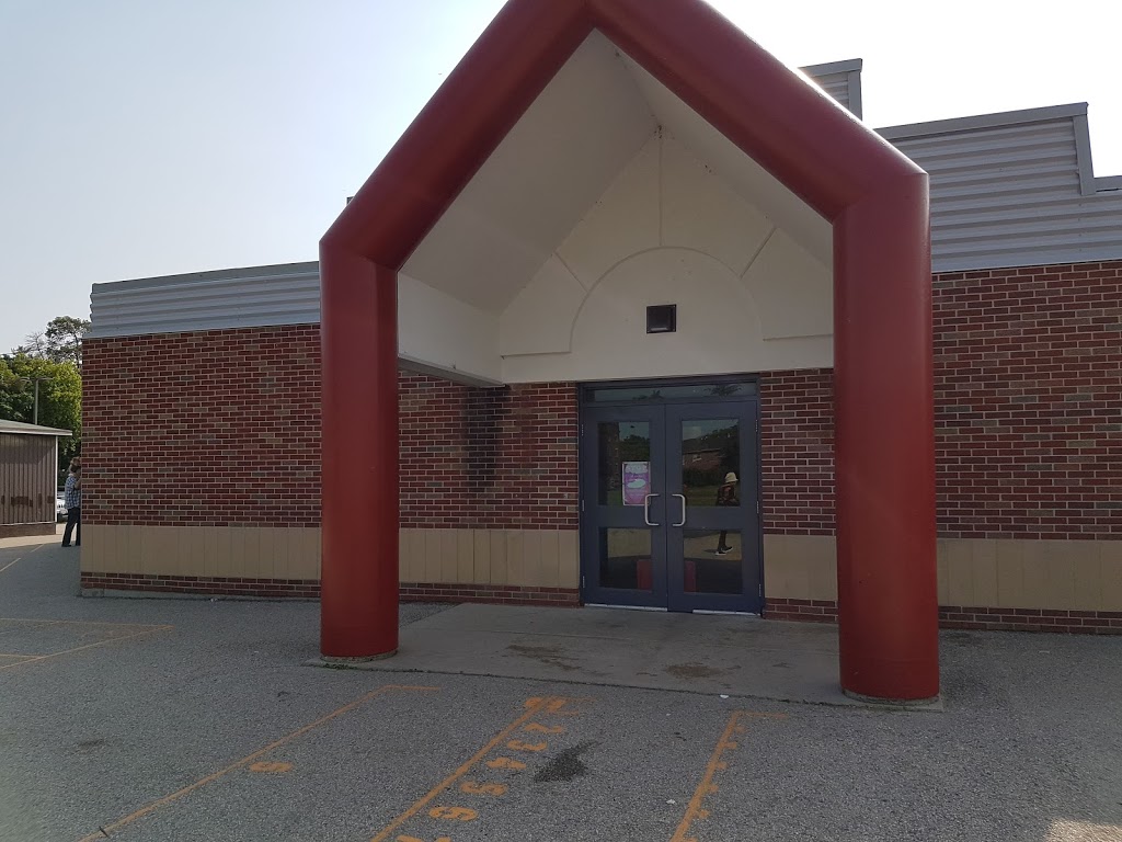University Heights Public School | school | 27 Ford Crescent, London, ON N6G 1H8, Canada | 5194528630 OR +1 519-452-8630