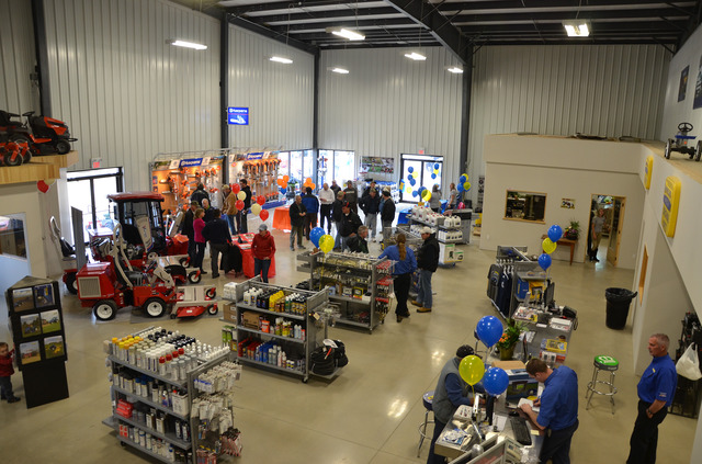 Oneida New Holland | 634 4th Line, Caledonia, ON N3W 2B3, Canada | Phone: (905) 765-5011