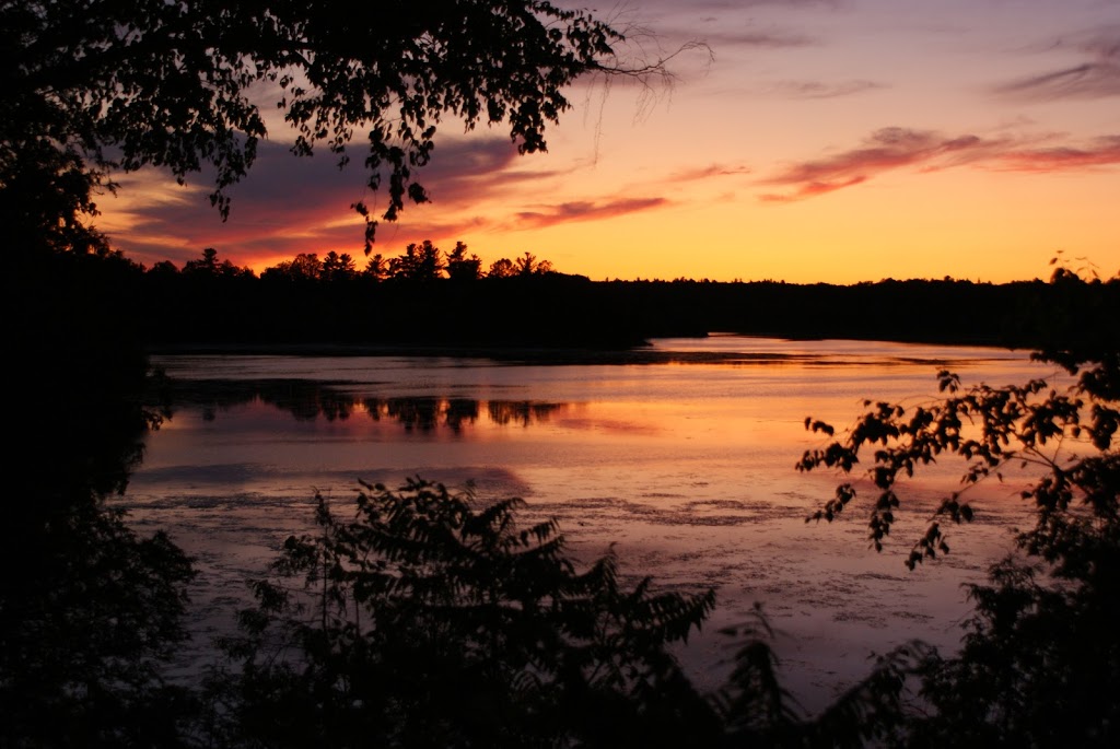 Ennis Cottages | 2032 Ennis Road A, Balderson, ON K0G 1A0, Canada | Phone: (613) 264-2717