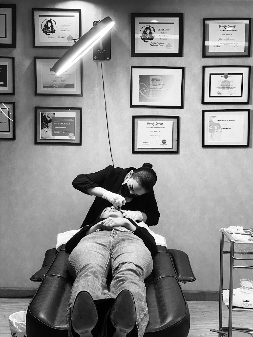 Beauty 2 brows | 10303 65 Ave NW, Edmonton, AB T6H 1V1, Canada | Phone: (780) 708-0669