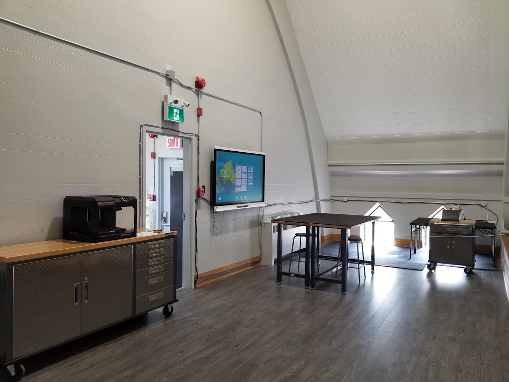 École secondaire du Verbe Divin | 1021 Rue Cowie, Granby, QC J2G 8W8, Canada | Phone: (450) 378-1074