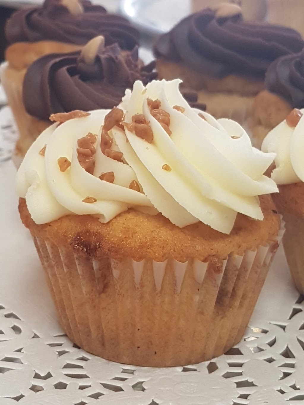 Cupcakes | 1050 King St W, Hamilton, ON L8S 1L3, Canada | Phone: (905) 308-8484