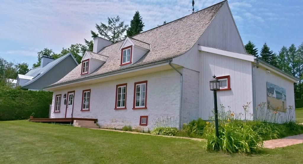 La Maison Vezina | 171 Rue des Grenadiers, Boischatel, QC G0A 1H0, Canada | Phone: (418) 822-3183