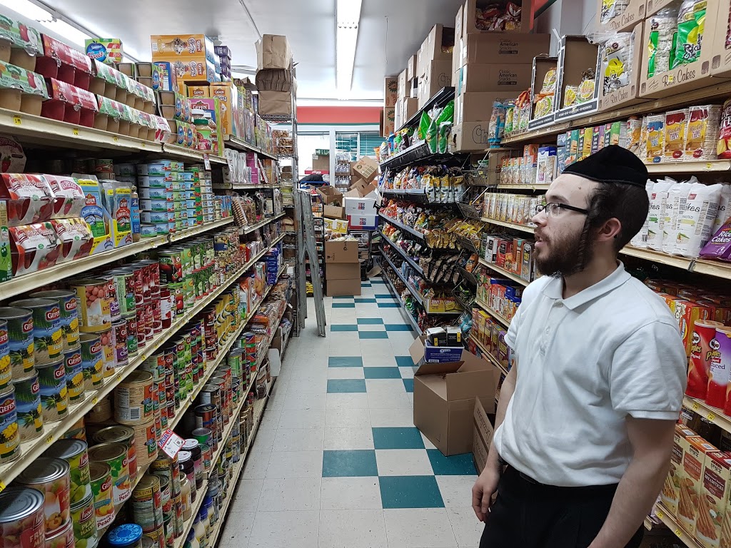One Stop Kosher Grocery 6735 Avenue de Darlington, Montréal, QC H3S