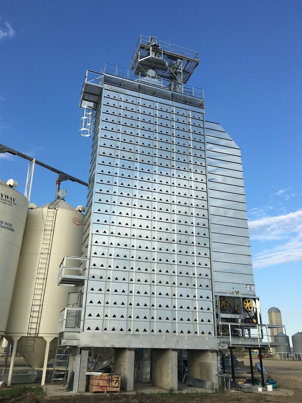 Western Grain Dryer Inc | Box 366, 96 Main St E, Elie, MB R0H 0H0, Canada | Phone: (204) 353-2222