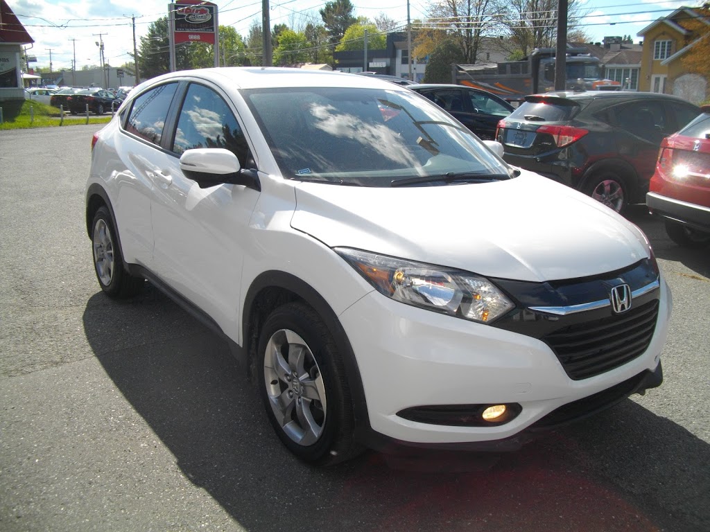 Automobiles Courtois & Fils Inc | 1322 Rue Notre Dame O, Victoriaville, QC G6P 7L6, Canada | Phone: (888) 929-8790