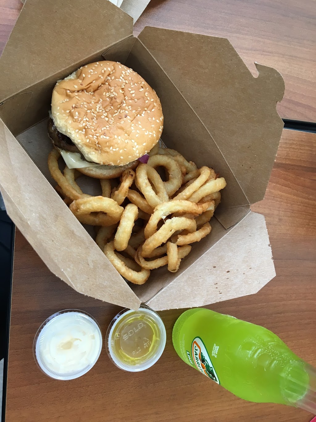 Valley Market Café | 3300 Steeles Ave, Markham, ON L3R 1G9, Canada | Phone: (877) 379-6724