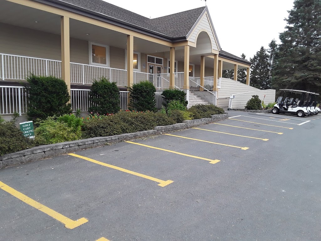 Avon Valley Golf & Country Club | 595 Falmouth Back Rd, Falmouth, NS B0P 1L0, Canada | Phone: (902) 798-2673