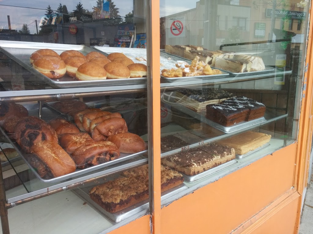 Sesame Pastry | 2783 Lake Shore Blvd W, Etobicoke, ON M8V 1H4, Canada | Phone: (416) 259-0966