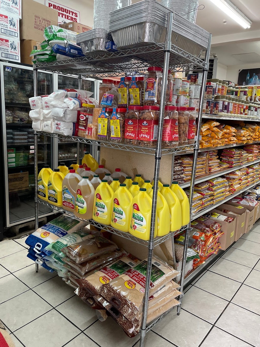Nouveau Marche Tahoor | 1740 Rue DOxford, Saint-Laurent, QC H4L 1B6, Canada | Phone: (514) 745-2045