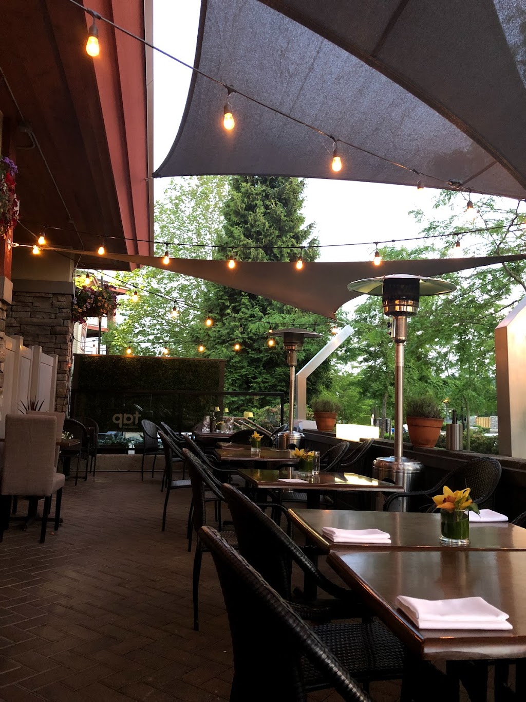 Tap Restaurant | 15350 34 Ave #101, South Surrey, BC V3S 0T7, Canada | Phone: (604) 536-1954