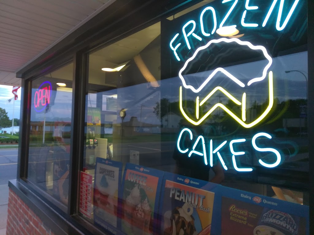Dairy Queen (Treat) | 1307 St Clair River Dr, Algonac, MI 48001, USA | Phone: (810) 794-7000