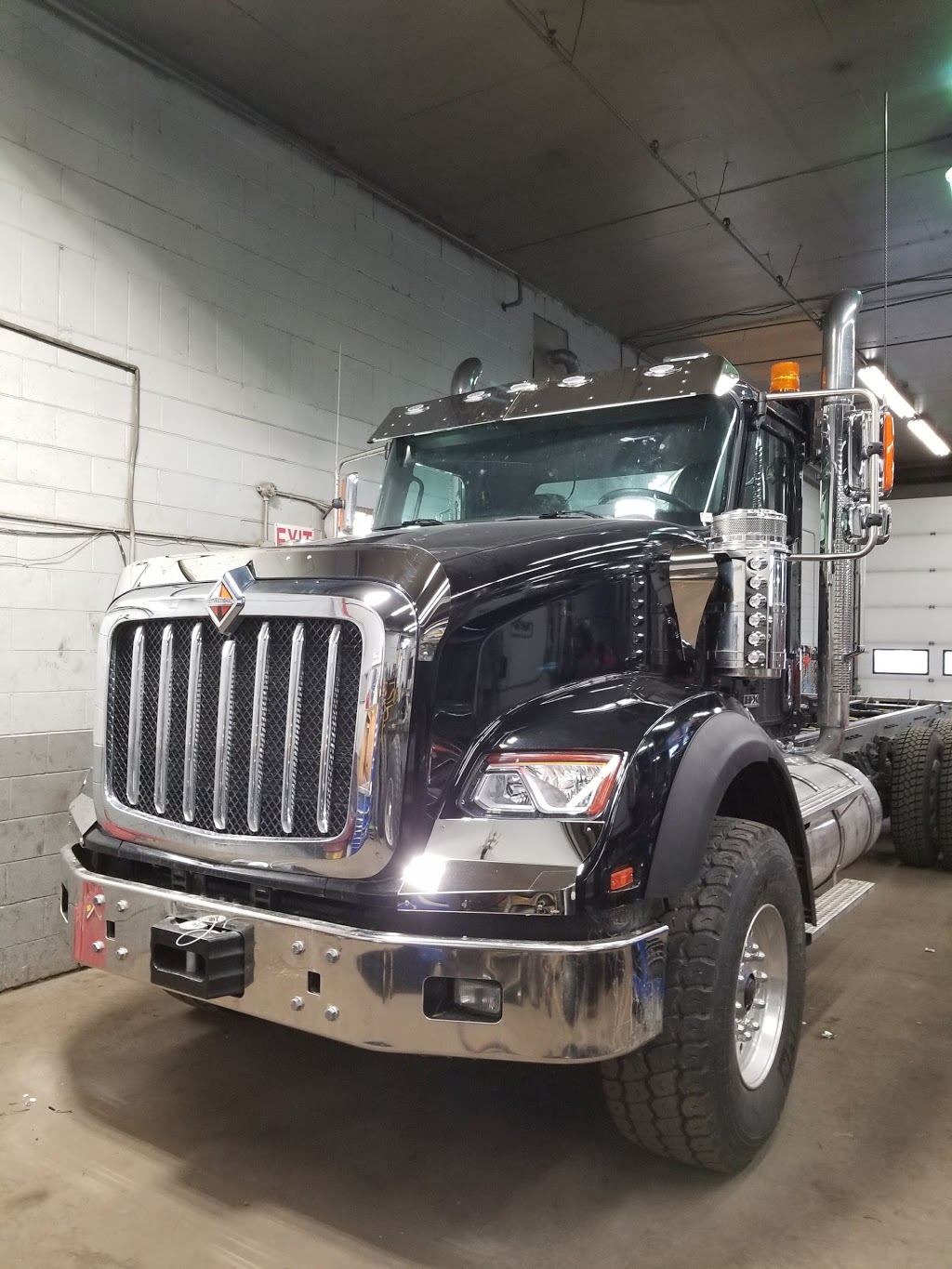 IRL International Truck Centres Ltd. | 659 Okanagan Ave E, Penticton, BC V2A 3K7, Canada | Phone: (877) 766-7627