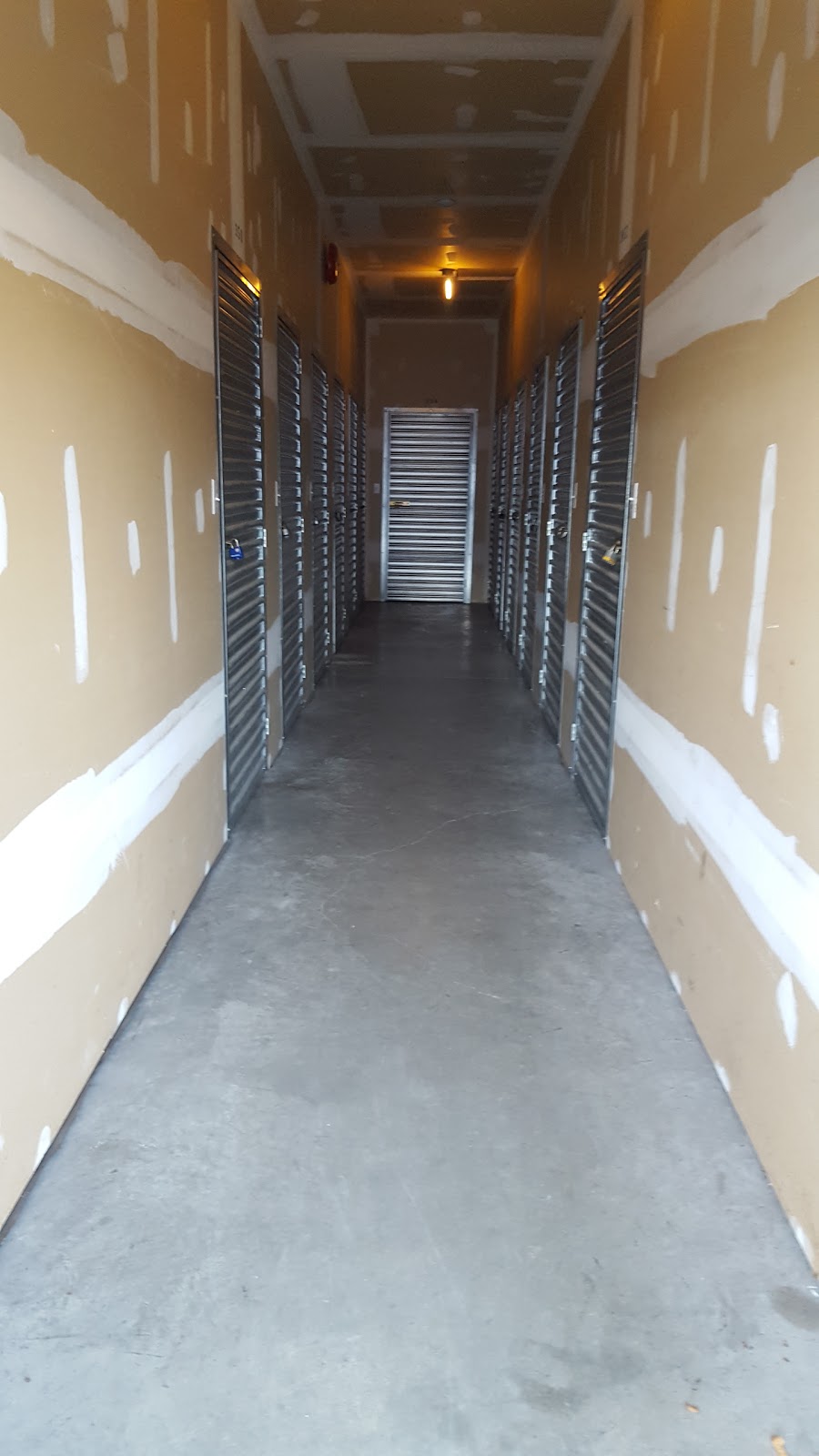 Pacific Mini Storage & Warehousing | 33861 King Rd, Abbotsford, BC V2S 7P2, Canada | Phone: (604) 859-1369
