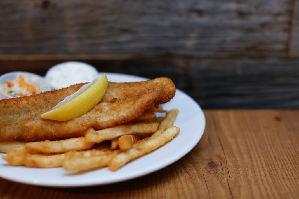 Fisherville Hotel & Tavern | 2 Erie Ave S, Fisherville, ON N0A 1G0, Canada | Phone: (905) 779-3433