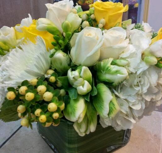 Heaven Scent Flowers | 2501 Third Line #20, Oakville, ON L6M 5A9, Canada | Phone: (905) 469-5657