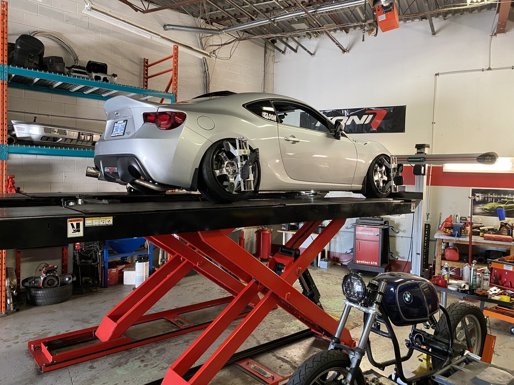 Euro Touch Tuning | 2586 Dunwin Dr # 6, Mississauga, ON L5L 1J5, Canada | Phone: (647) 692-3876
