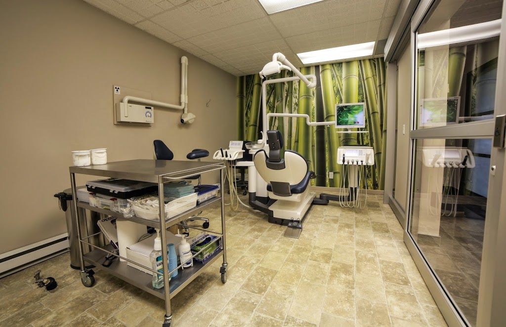Clinique Dentaire Olivier Leblond | 1100 Boulevard Frontenac E, Thetford Mines, QC G6G 6H1, Canada | Phone: (418) 338-1234