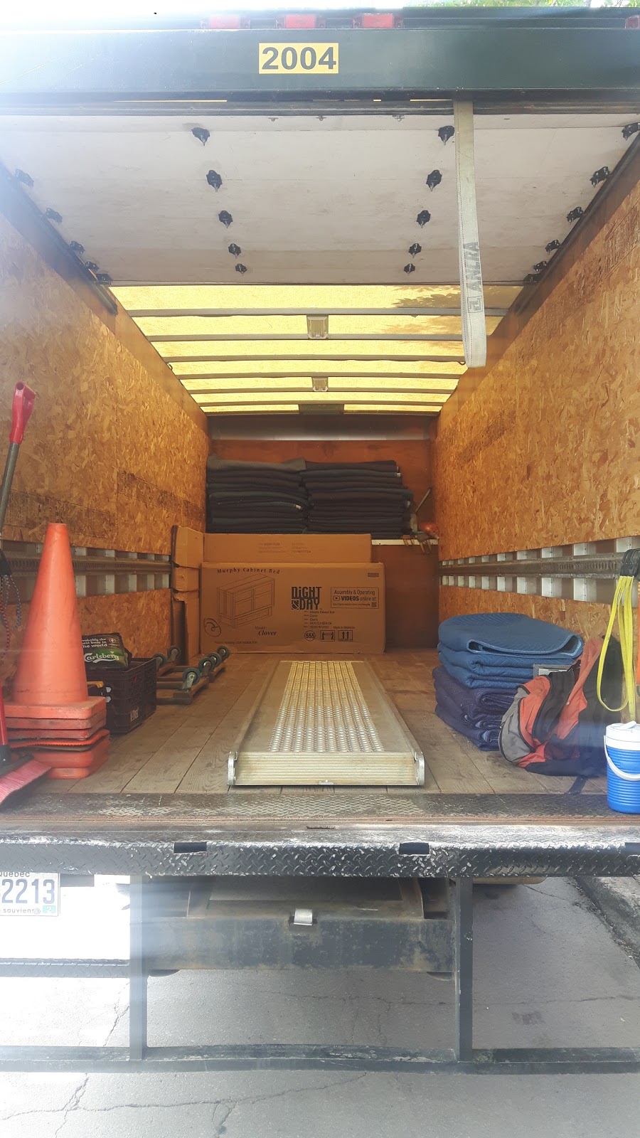 Transport Sympathik | 50 Chem. de la Carrière, Carignan, QC J3L 0N5, Canada | Phone: (514) 996-8412