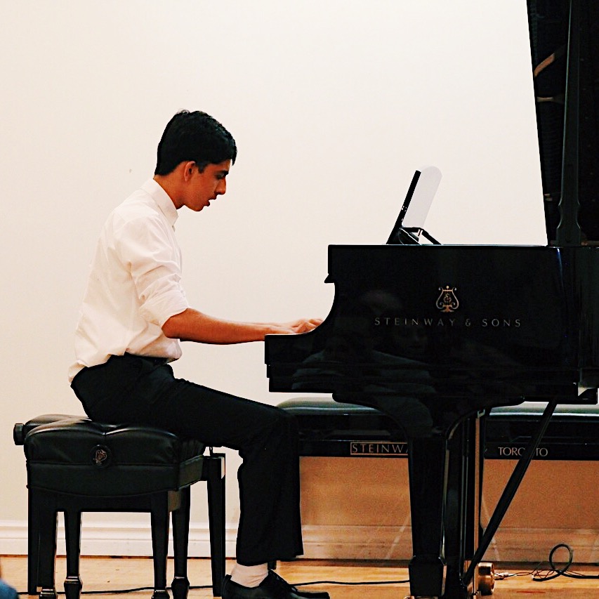 Karine Gasper Piano Studio | 40 Harding Blvd W, Richmond Hill, ON L4C 9S5, Canada | Phone: (416) 471-2595
