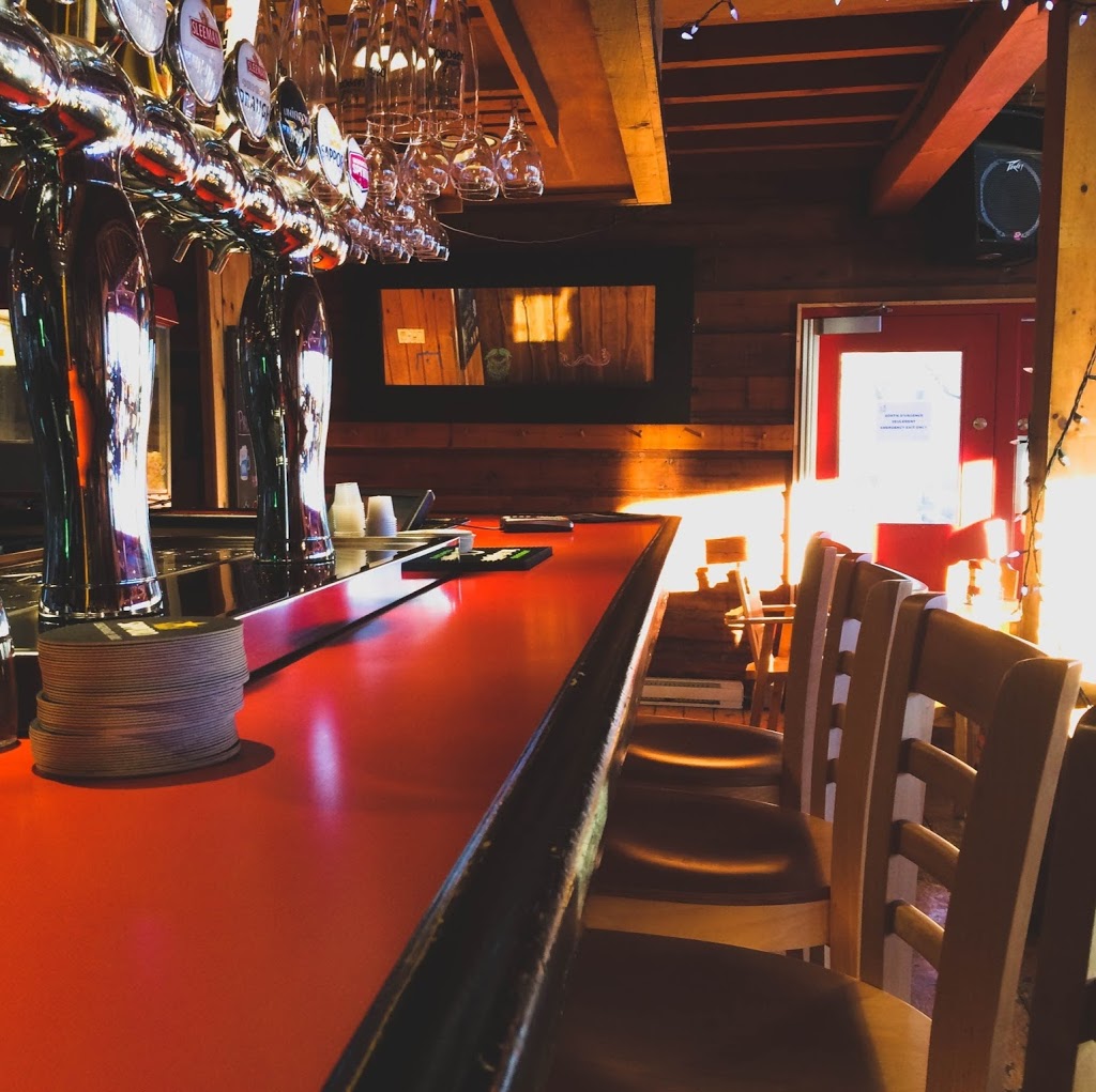 Pub Amigo | 448 Chemin du Mont-des-Cascades, Cantley, QC J8V 3B2, Canada | Phone: (819) 827-0301