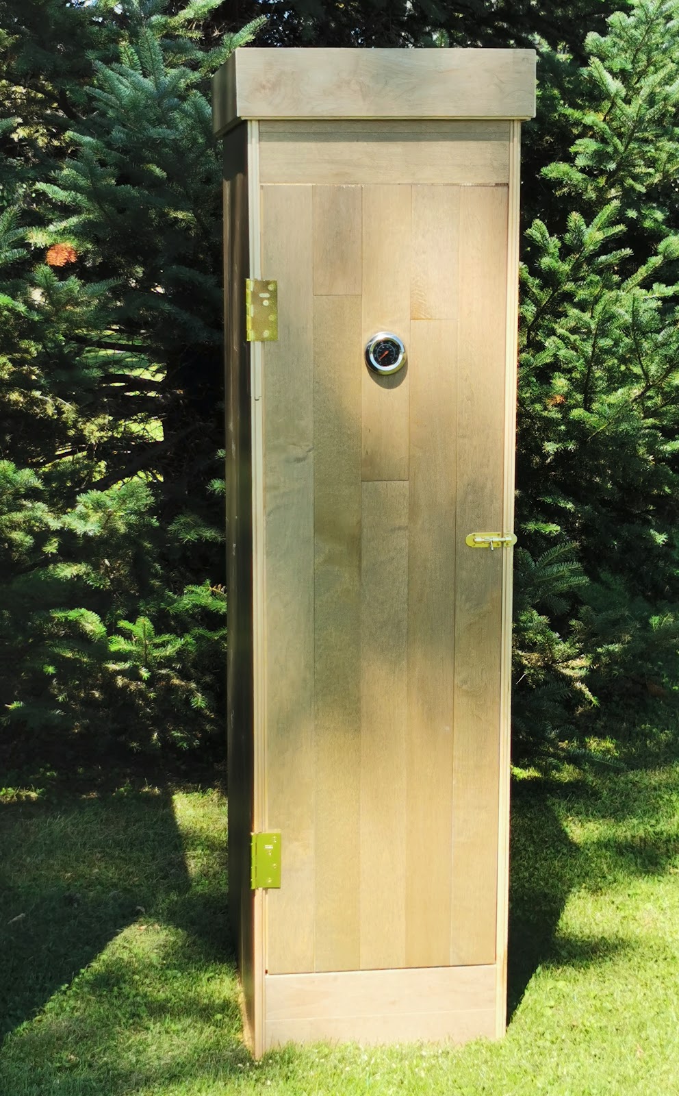 Fumoir dérable argenté | 255 Ste Anne Rang, Saint-François-du-Lac, QC J0C 1M0, Canada | Phone: (450) 517-0509