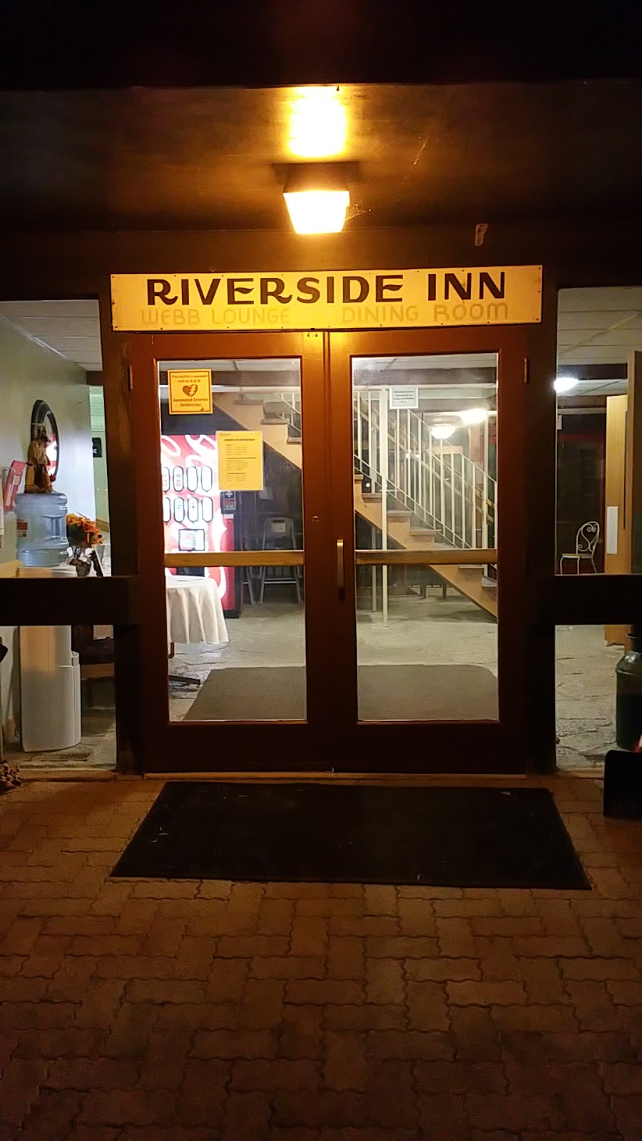 Riverside Dining Hall | 1124 Canal Rd, Brechin, ON L0K 1B0, Canada