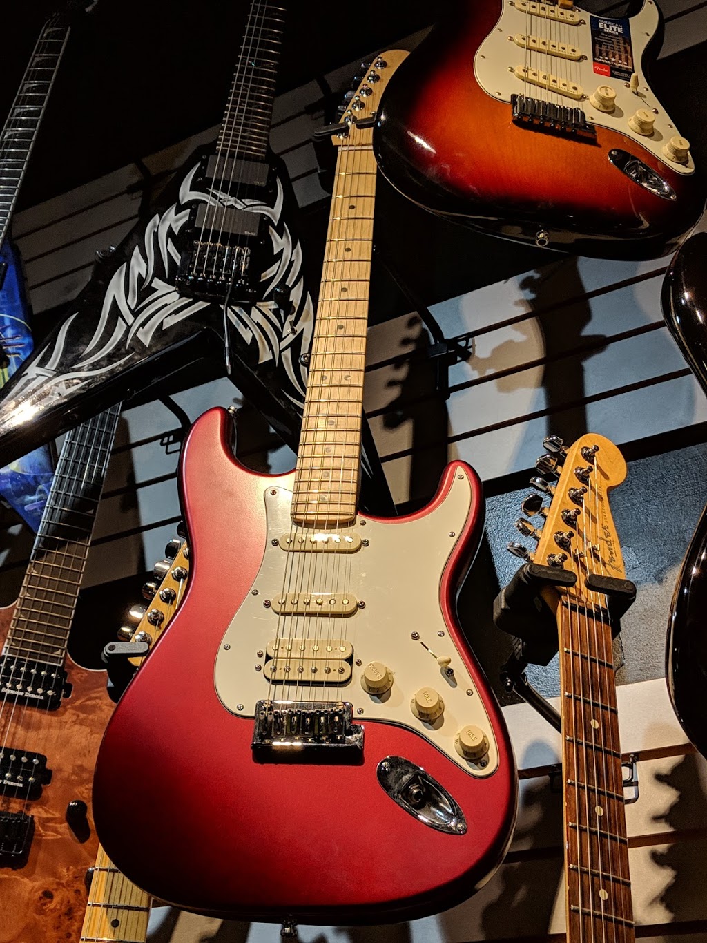 Tundra Music Guitar Store Whitby | 1121 Dundas St E #4, Whitby, ON L1N 2K5, Canada | Phone: (905) 493-5000