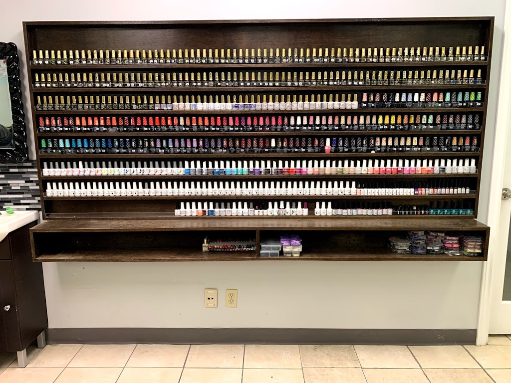 Modern Nails & Massage | 13903 127 St NW, Edmonton, AB T6V 1A8, Canada | Phone: (780) 705-3768