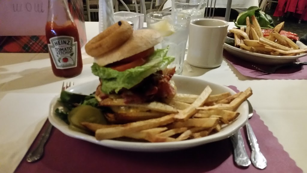Cammaratas Restaurant | 6336 Robinson Rd, Lockport, NY 14094, USA | Phone: (716) 433-5353