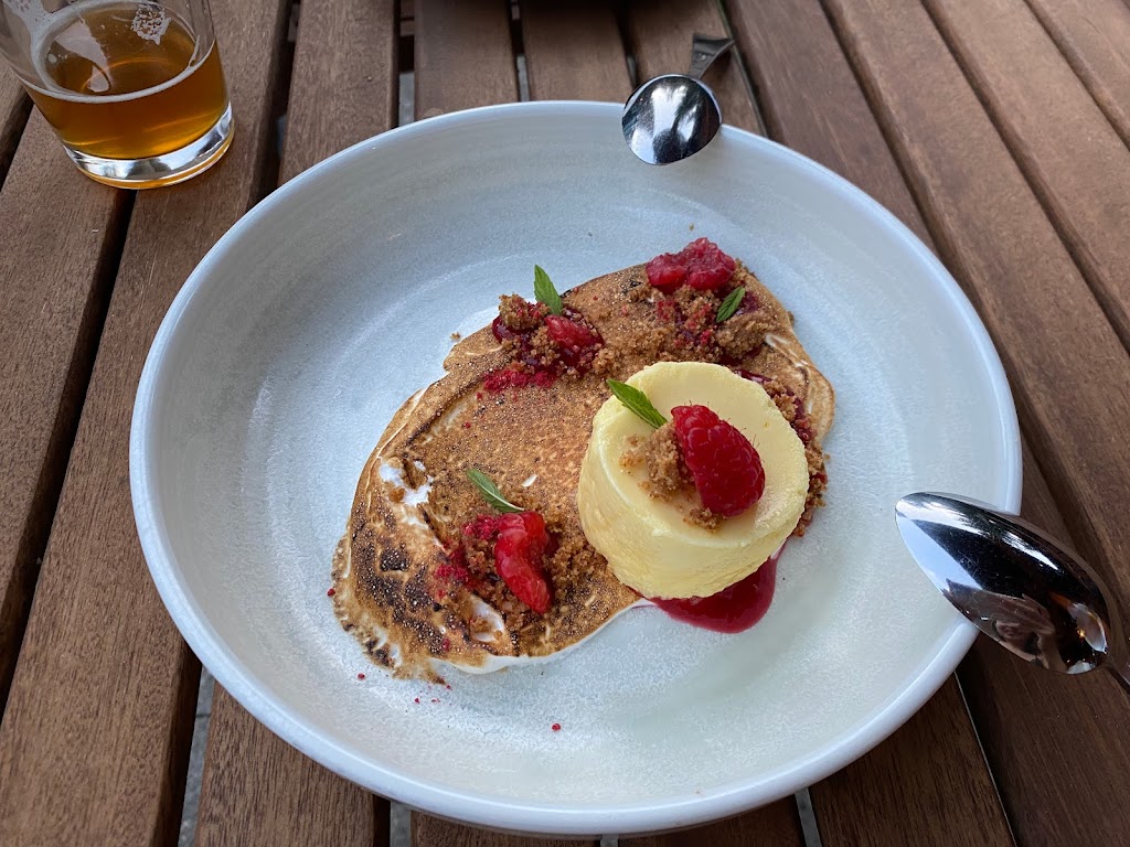 Tamarack Dining Room at Island Lake Lodge | Cedar Ave, Fernie, BC V0B 1M0, Canada | Phone: (250) 423-3700