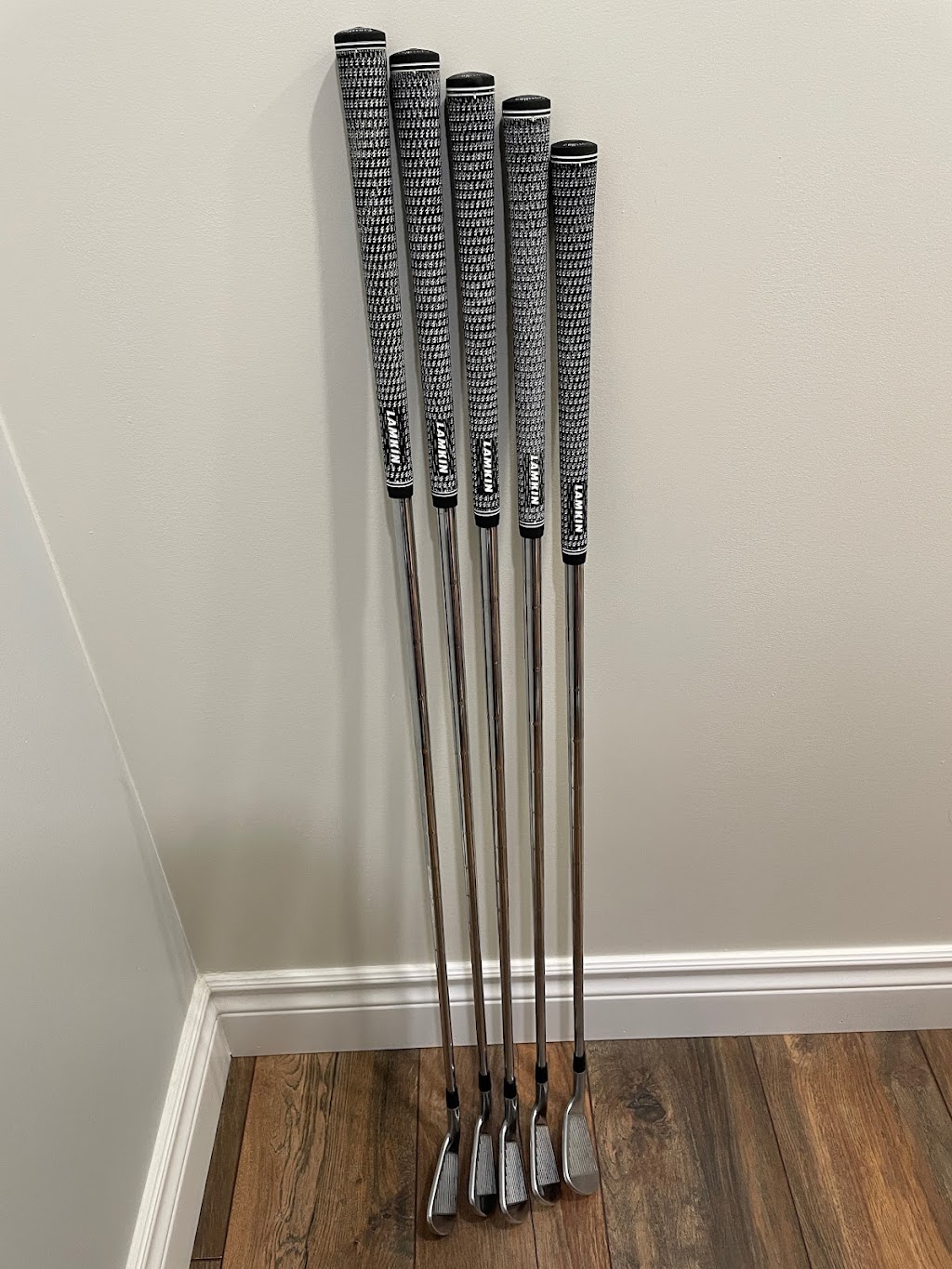 Adams Golf Grips and Repair | 25 Don Rose Blvd, Mount Albert, ON L0G 1M0, Canada | Phone: (705) 970-6229