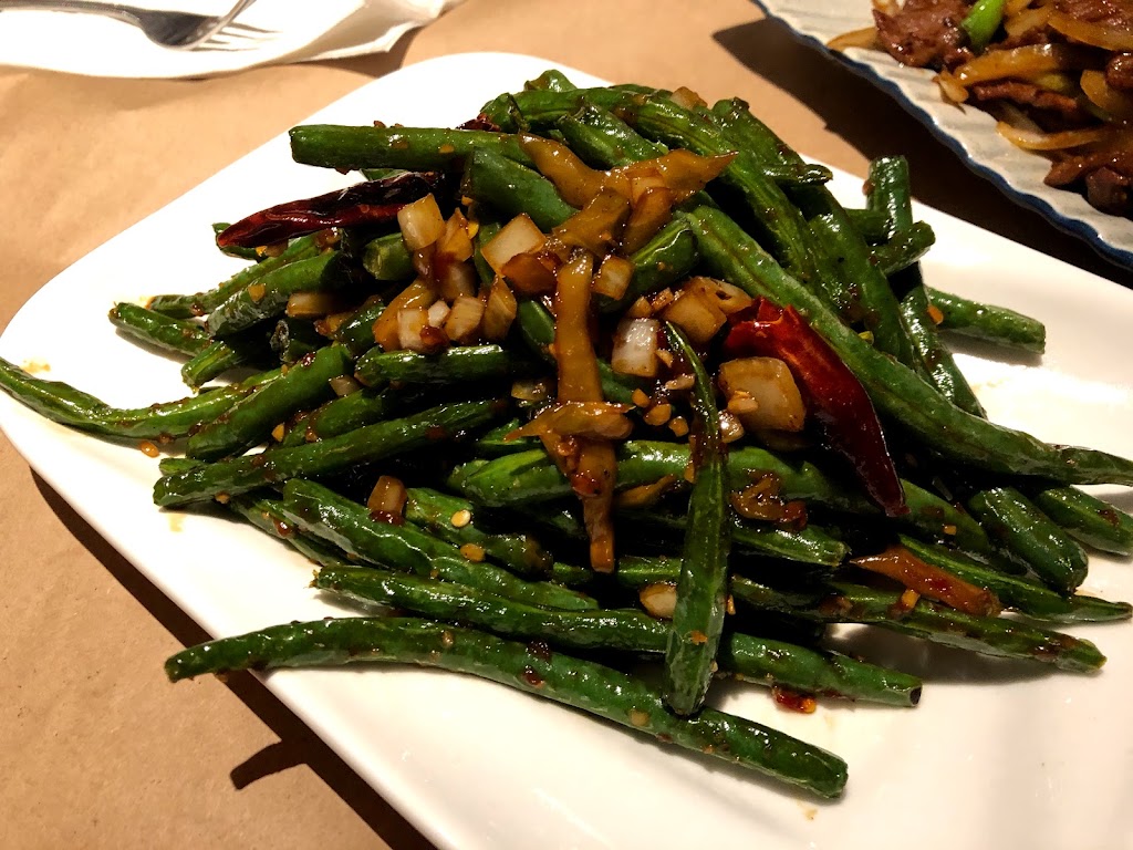 Mekong | 637 Somerset St W, Ottawa, ON K1R 5K3, Canada | Phone: (613) 237-7717