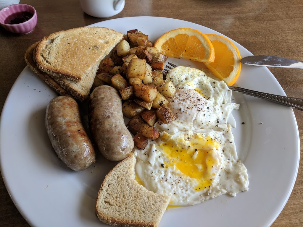 Queens Cafe | 48 Victoria Rd S, Guelph, ON N1E 5P6, Canada | Phone: (519) 824-6868