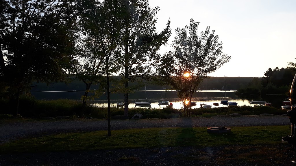 Camping du Lac dArgent | 1068 Chemin des Diligences, Eastman, QC J0E 1P0, Canada | Phone: (450) 297-9966
