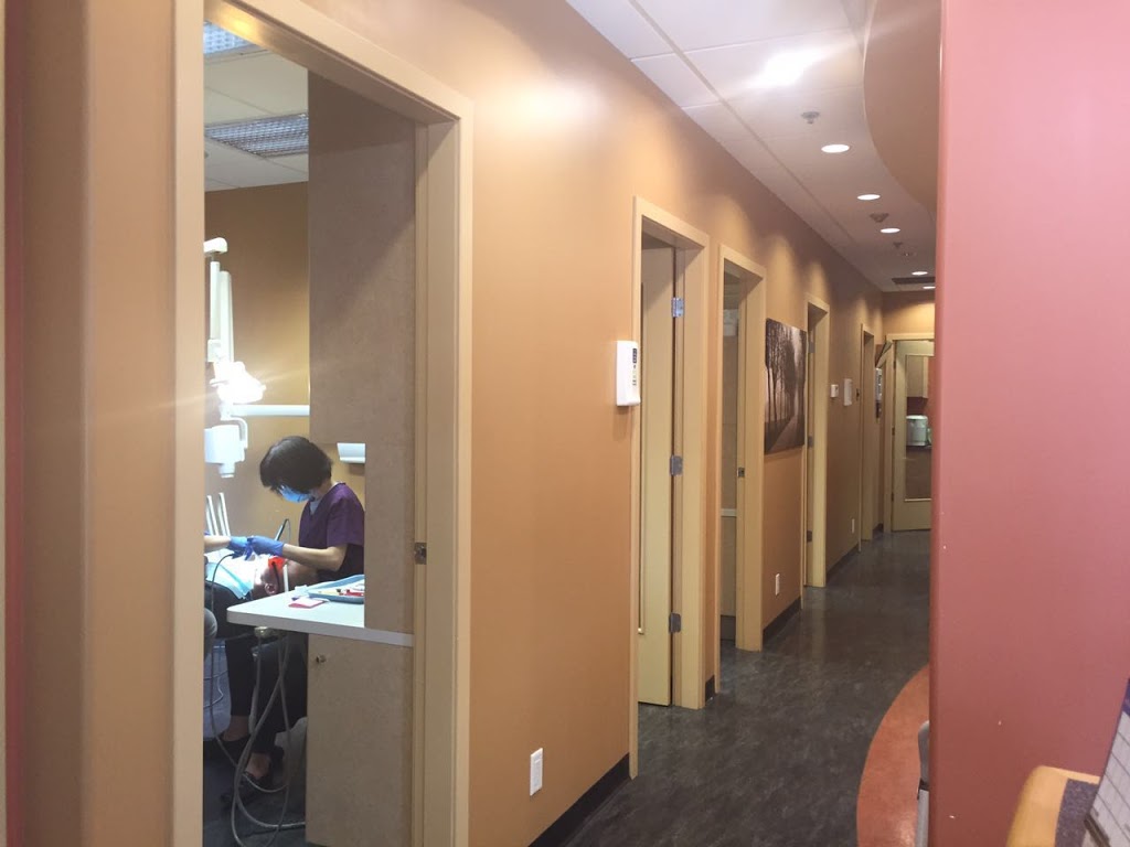 I-Dentist Group Centre | 3150 Macdonald St, Vancouver, BC V6K 4W7, Canada | Phone: (604) 564-5699