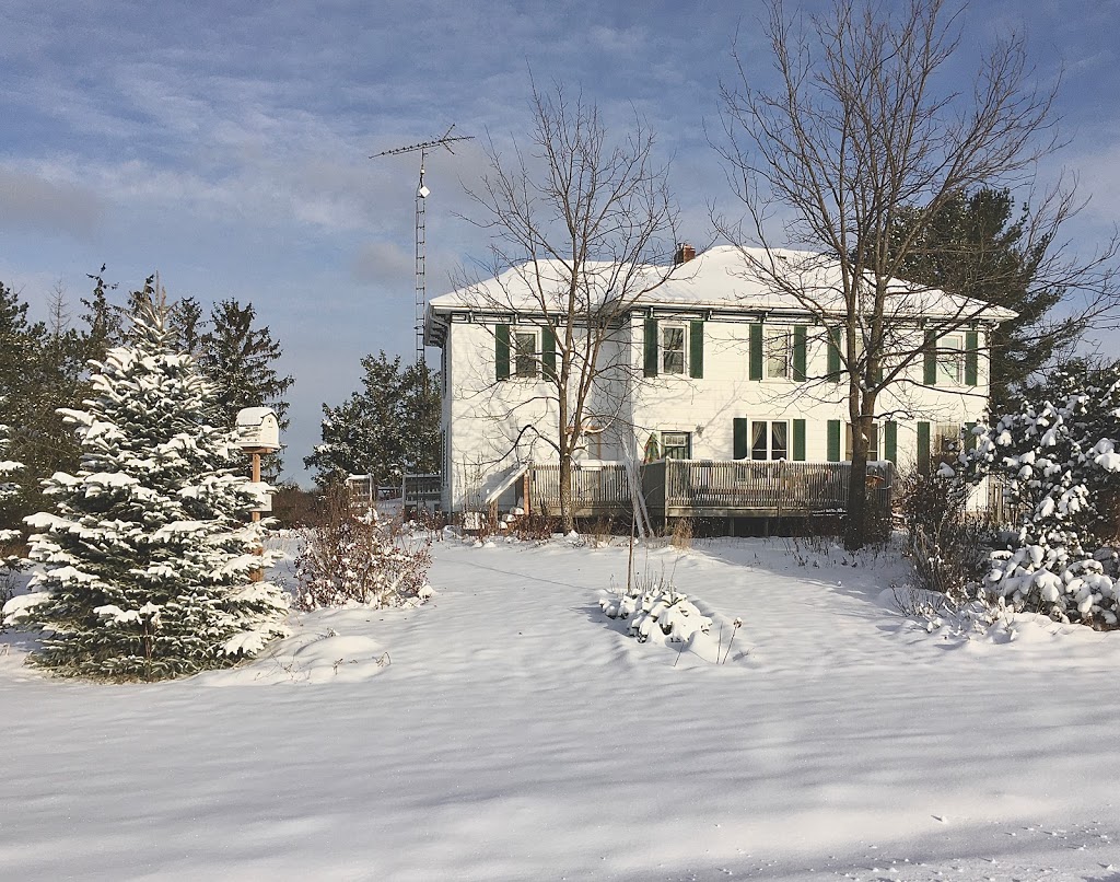 Our Family Guesthouse | 1033 Fish Lake Rd, Demorestville, ON K0K 1W0, Canada | Phone: (416) 930-0186
