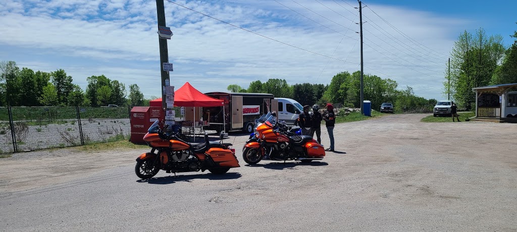 Flynns Store | 29 County 507 Rd, Buckhorn, ON K0L 1J0, Canada | Phone: (705) 657-8621
