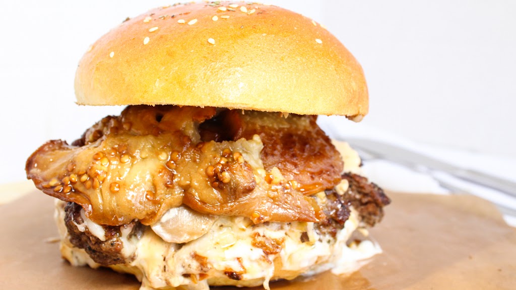 Grill Gate | 832 Sheppard Ave W, North York, ON M3H 2T1, Canada | Phone: (416) 631-1167