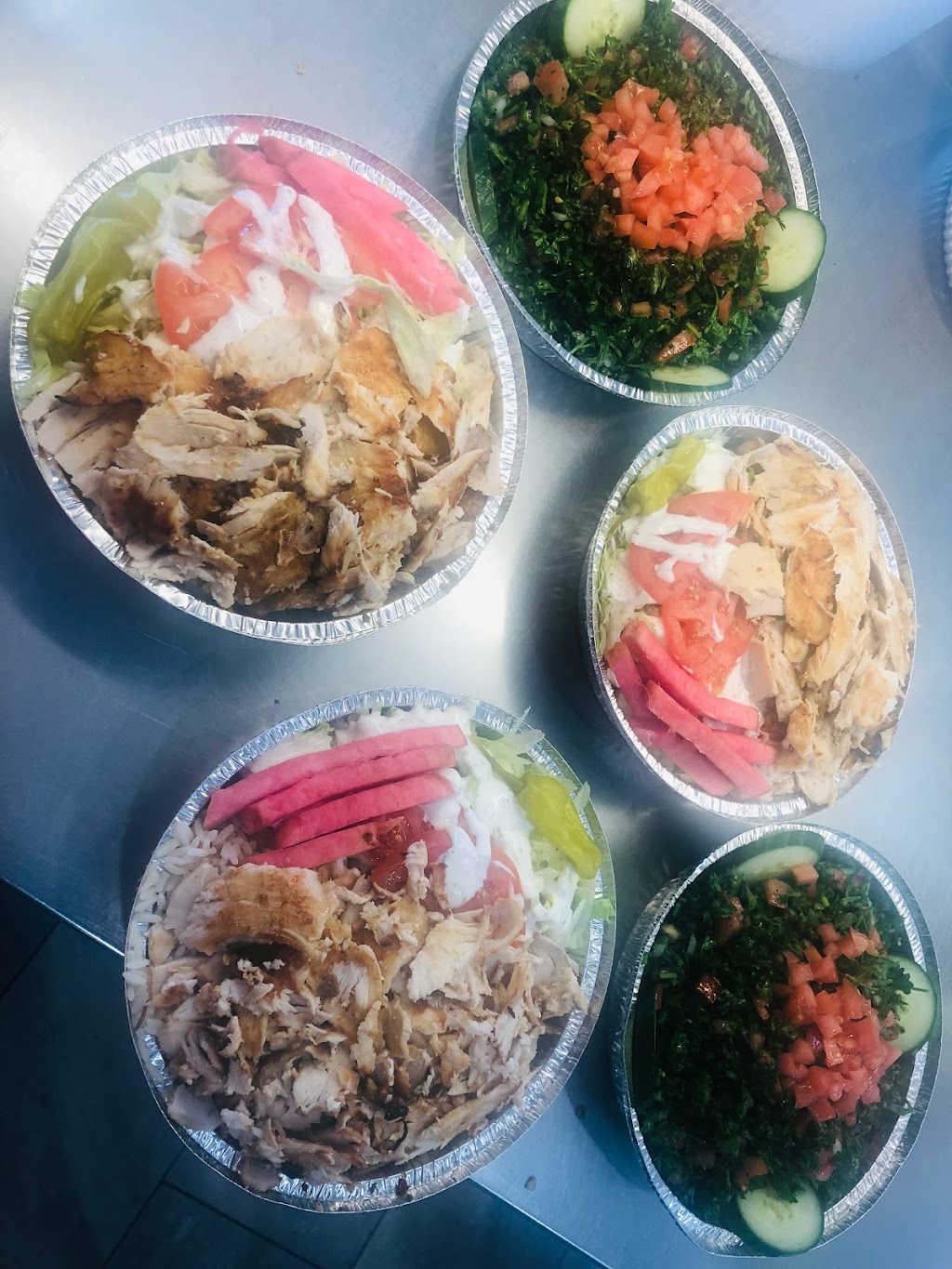 Amir Restaurant | 1580 Bd du Curé-Labelle, Laval, QC H7V 2W2, Canada | Phone: (450) 681-6100