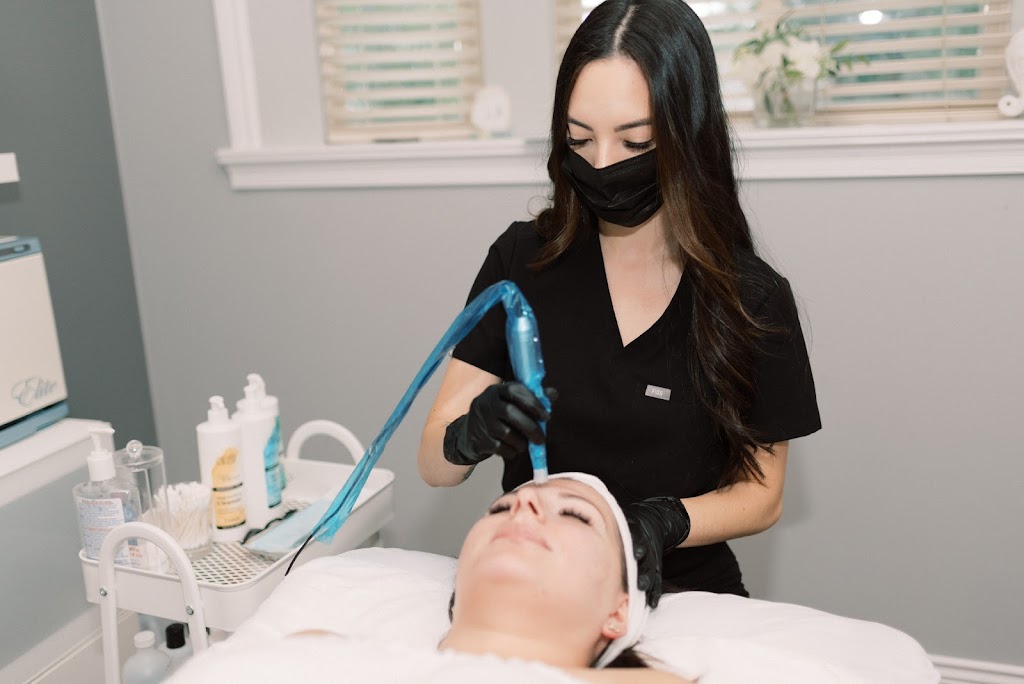 Studio Glo | 11631 Bird Rd, Richmond, BC V6X 1N7, Canada | Phone: (778) 929-3855