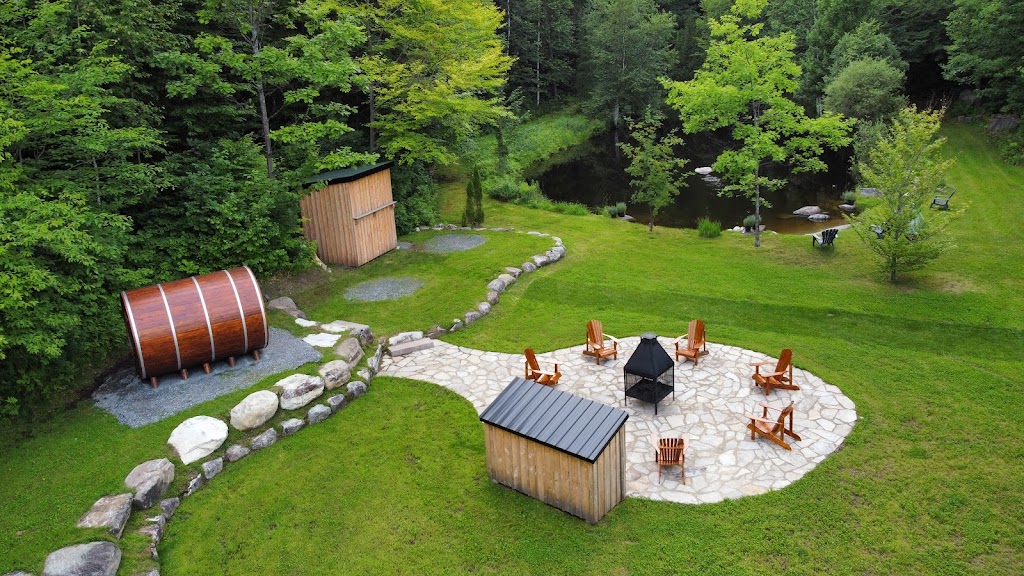Auberge Estonia Hébergement Nature | 4333 Chem. du Lac Brennan, Rawdon, QC J0K 1S0, Canada | Phone: (450) 712-6337