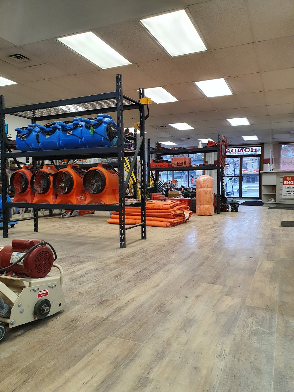 Rent Source | 15540 Yonge St, Aurora, ON L4G 1P2, Canada | Phone: (905) 727-7368