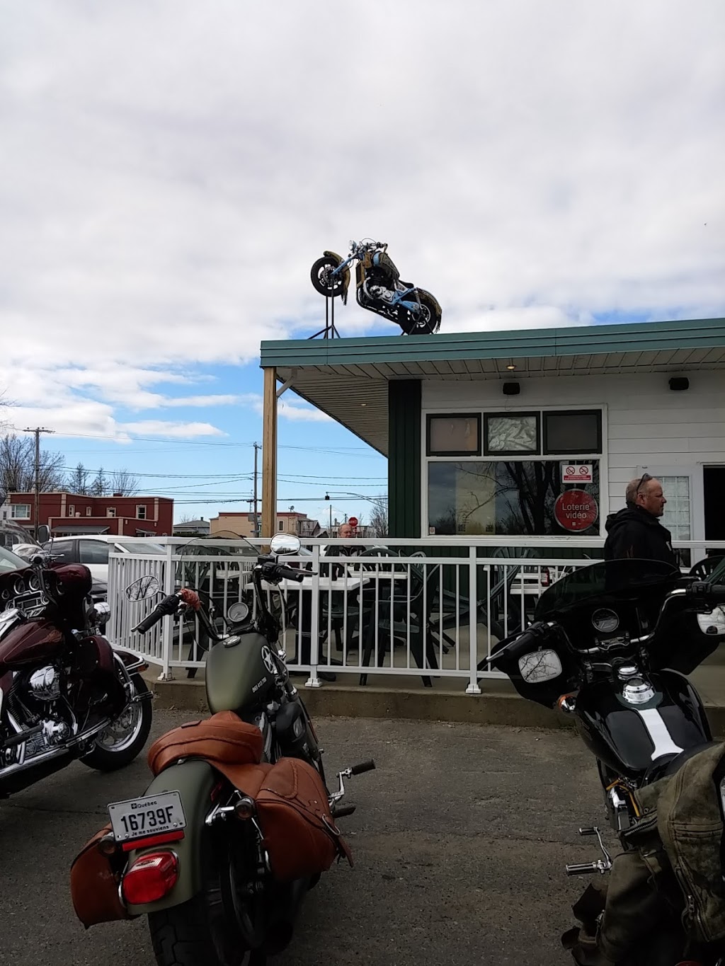 Pub 116 | 642 Rue Laurier, Lyster, QC G0S 1V0, Canada | Phone: (873) 828-8383
