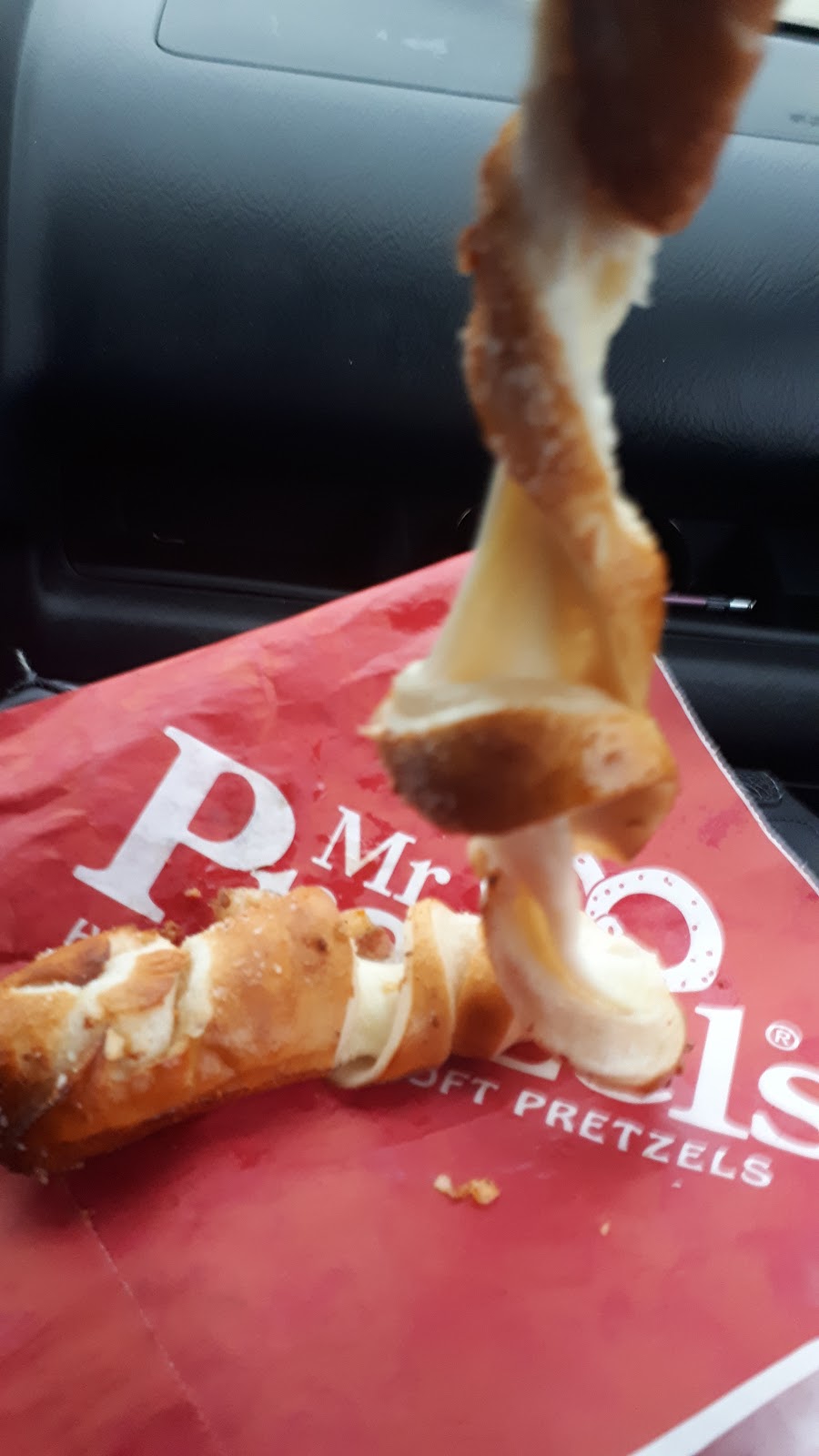 Mr.Pretzels | 500 King St N, Waterloo, ON N2J 4C6, Canada | Phone: (519) 884-2767
