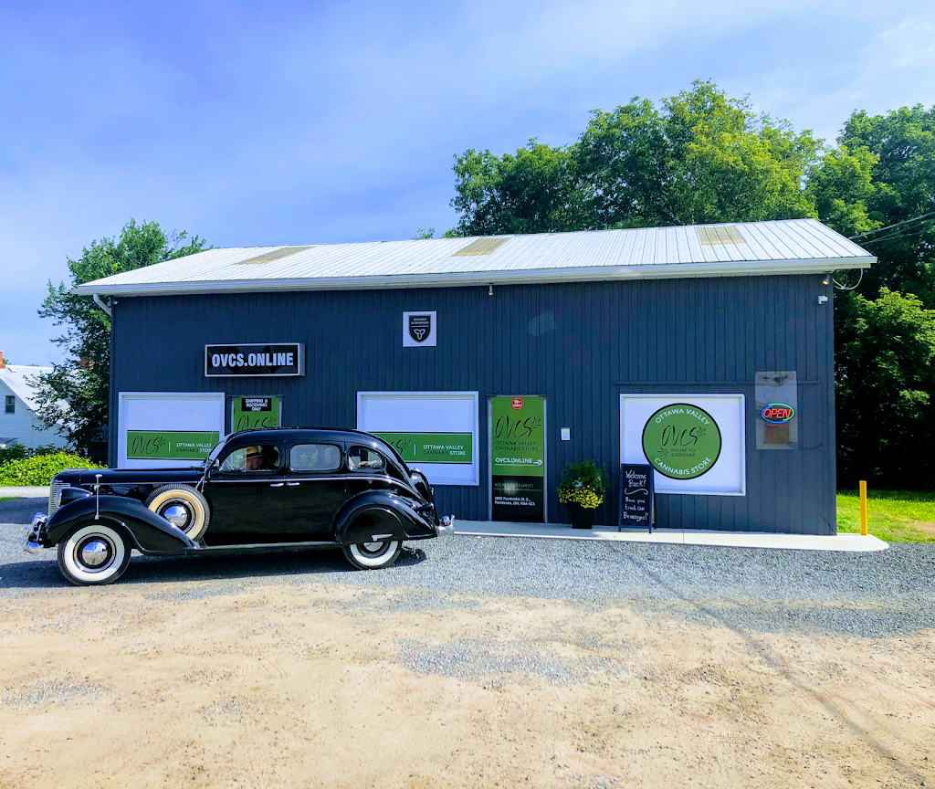 OVCS - Ottawa Valley Cannabis Store - OCS Licensed Retailer | 1035 Pembroke St E, Pembroke, ON K8A 6Z3, Canada | Phone: (613) 629-6827