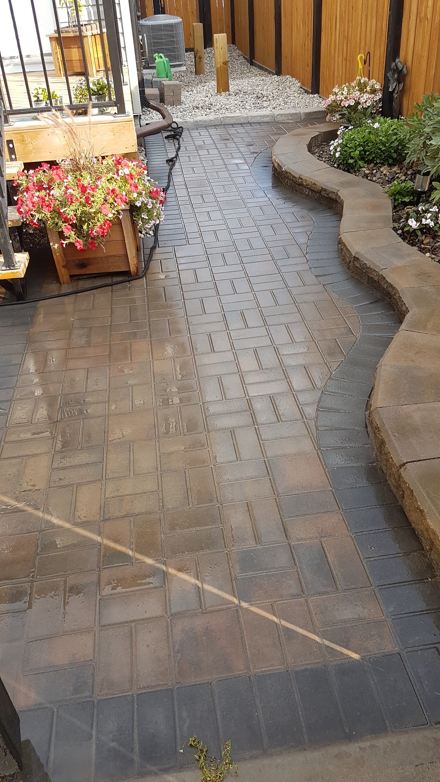 Euroscapes & Brickwork | 45 Simon Fraser Blvd W, Lethbridge, AB T1K 4R1, Canada | Phone: (403) 894-0289