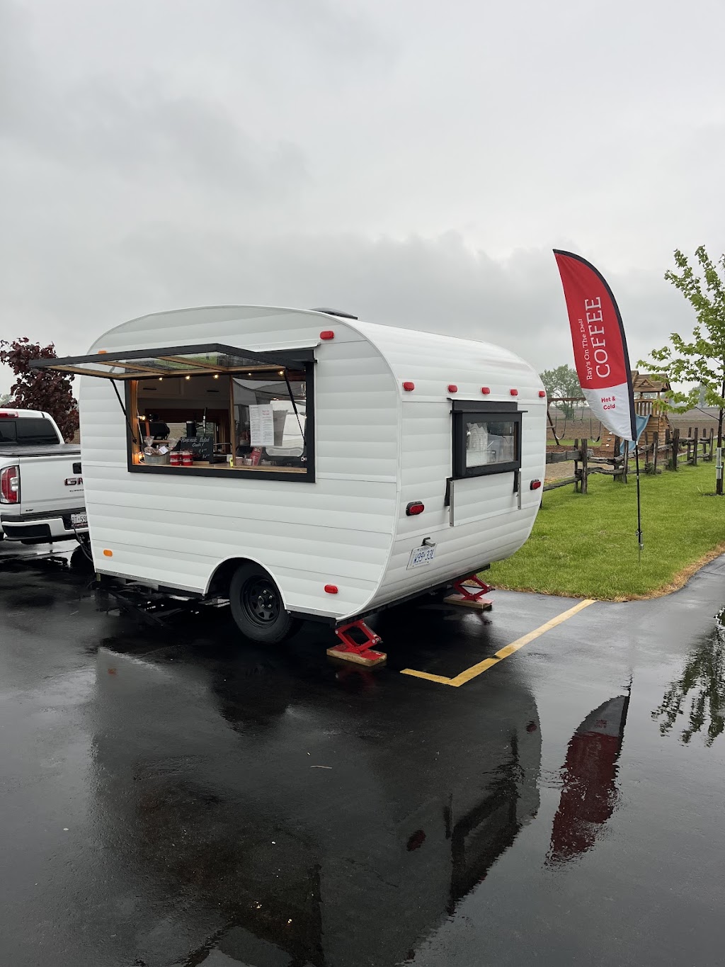 Ray’s On The Dell | 610 Norfolk County Hwy 59, Port Rowan, ON N0E 1M0, Canada | Phone: (519) 857-2620